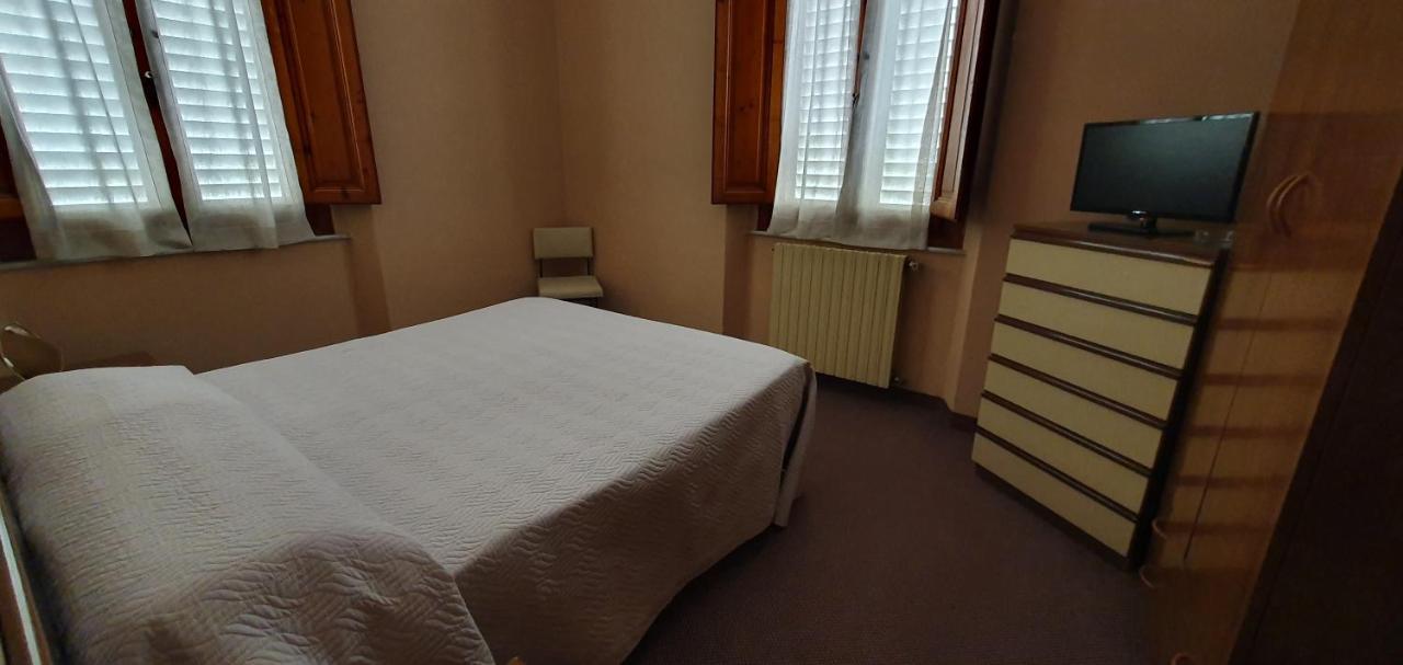 Hotel Giovanna Montecatini Terme Luaran gambar